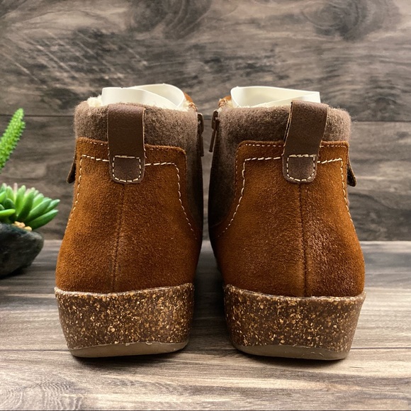 NIB Earth Origins Aurora Jace Ankle Boots Booties - Picture 9 of 15